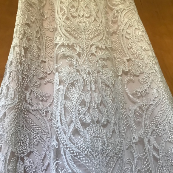 Tadashi Shoji Lace Wedding Gown NWT - Picture 8 of 12